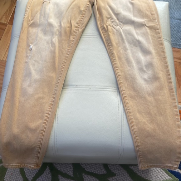 Women’s Tan Denim Distressed Jeans Size 11/30. Never Worn - Picture 2 of 4